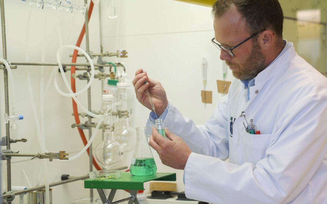 Biochemie – Extractenbibliotheek is schatkist van de natuur in Zuid-Holland